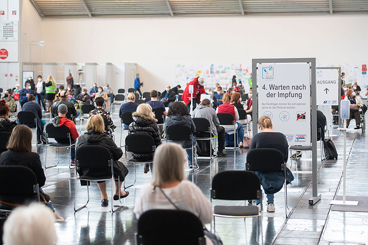 Wartebereich nach der Impfung Foto: Gesundheitsreferat/Tobias Hase